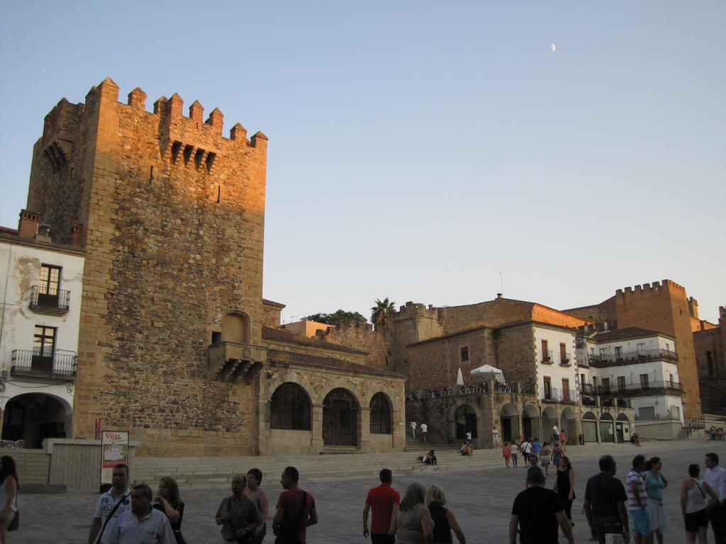 Apartament Turisticos Encanto Caces